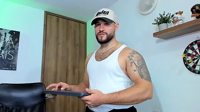 AndrewDiaz online show from 10, 10, 2025