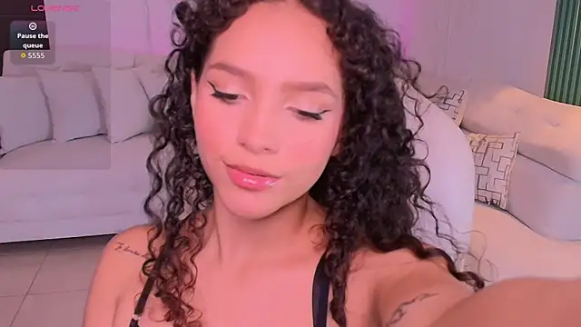 anahi curlie1 online show from 9, 4, 2026