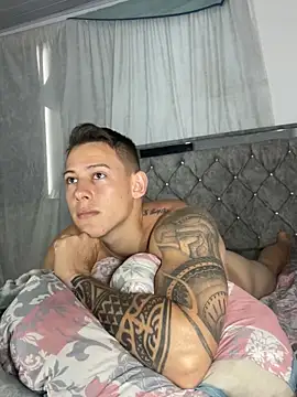 Muscle King Cum online show from 28, 1, 2025