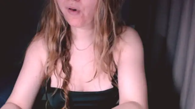 Snapshot of fiona_cute_2 chatting on 18, 2, 2026 fiona cute 2 online show from 18, 2, 2026