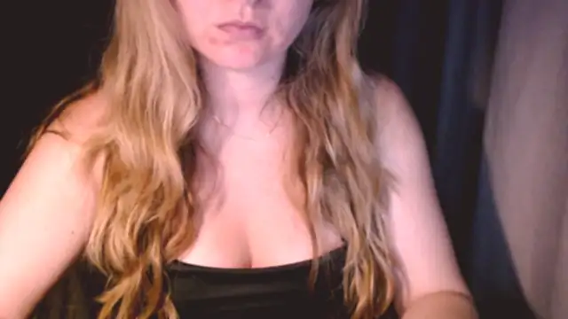 fiona cute 2 online show from 12, 7, 2026