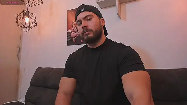 Snapshot of SebastianVilla_ chatting on 9, 2, 2026 SebastianVilla online show from 9, 2, 2026