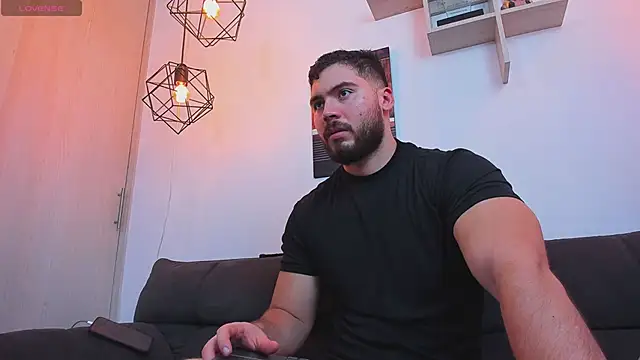 Snapshot of SebastianVilla_ chatting on 26, 2, 2026 SebastianVilla online show from 26, 2, 2026