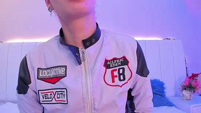 CAMILLEN PETTID online show from 29, 11, 2025