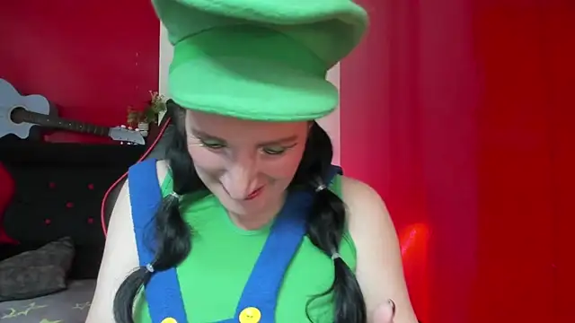 Andrefoxx  online show from 9, 9, 2025