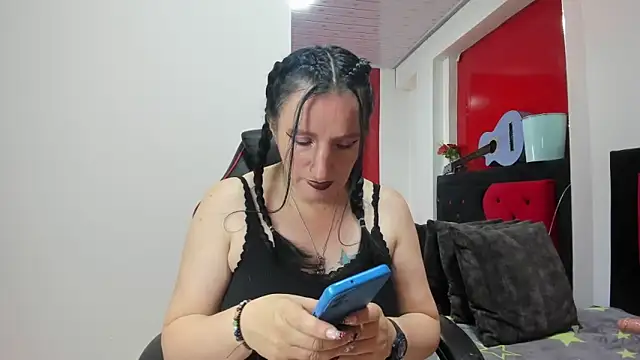 Andrefoxx  online show from 12, 9, 2025