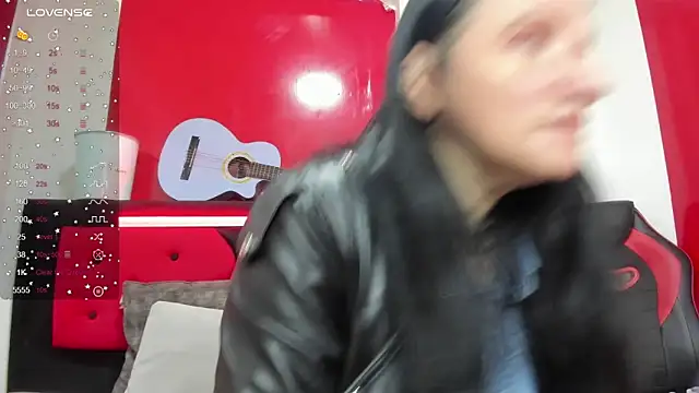 Andrefoxx  online show from 5, 11, 2025