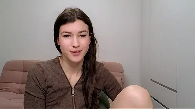 Snapshot of AliciaNewell chatting on 18, 12, 2024 AliciaNewell online show from 18, 12, 2024