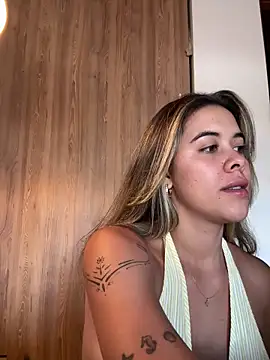 Snapshot of Emilia_Bakerr chatting on 22, 6, 2026 Emilia Bakerr online show from 22, 6, 2026