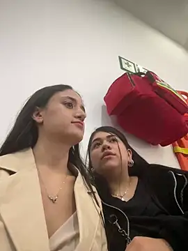  Caroliinee  online show from 28, 1, 2025