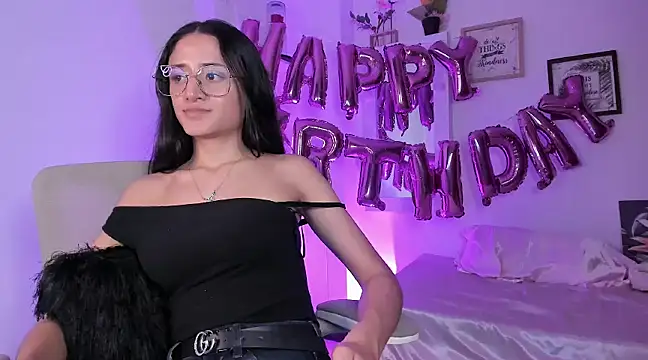  Caroliinee  online show from 11, 3, 2025