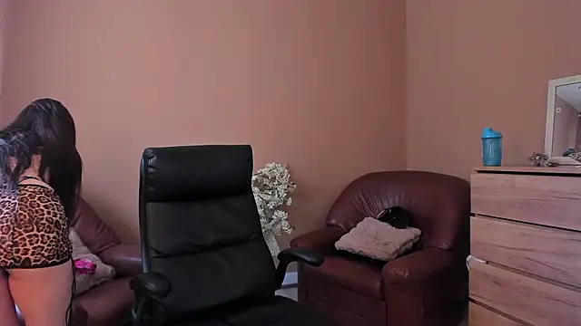 KaylaLaine online show from 7, 3, 2026