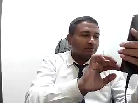 Snapshot of ckarmakar15 chatting on 17, 12, 2024 ckarmakar15 online show from 17, 12, 2024