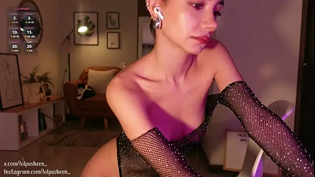 JulietteDee online show from 7, 3, 2025