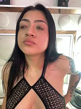 Snapshot of lucianaroy chatting on 18, 1, 2025 lucianaroy online show from 18, 1, 2025