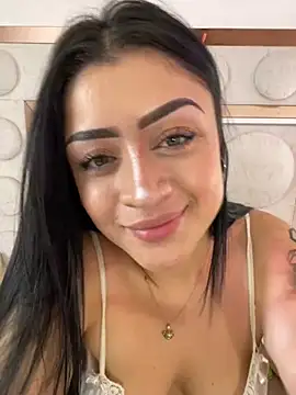 Snapshot of lucianaroy chatting on 27, 2, 2025 lucianaroy online show from 27, 2, 2025