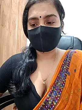 Snapshot of Ritusri_Dotta chatting on 7, 1, 2025 Ritusri Dotta online show from 7, 1, 2025