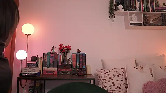 Snapshot of EmilyxRose_- chatting on 30, 9, 2025 EmilyxRose - online show from 30, 9, 2025