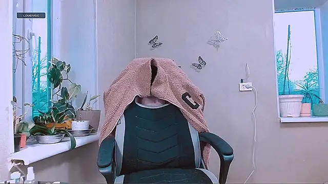 RosaJil online show from 12, 4, 2026