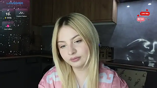 shy blondiee online show from 23, 5, 2026
