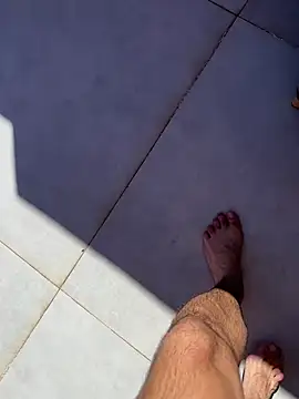 cagoulegrosse online show from 9, 2, 2025