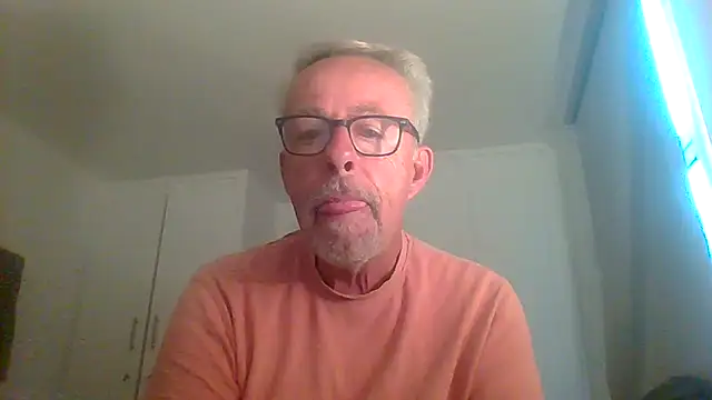 tuggy59 online show from 21, 9, 2025