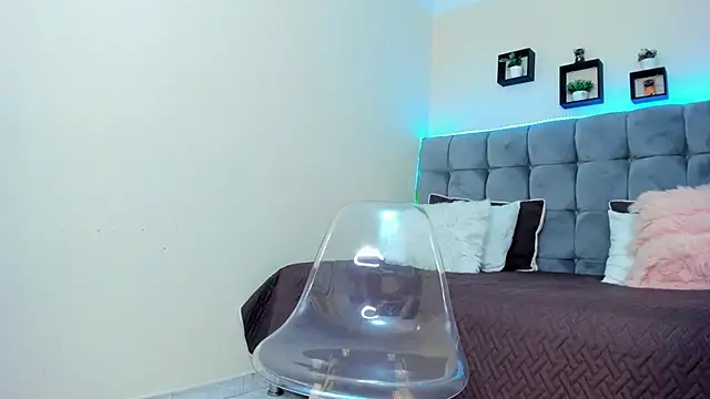 Alex cute77 online show from 24, 1, 2025