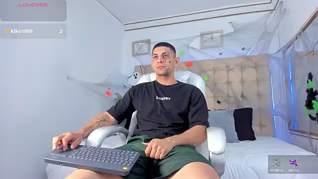 Alex cute77 online show from 16, 10, 2025