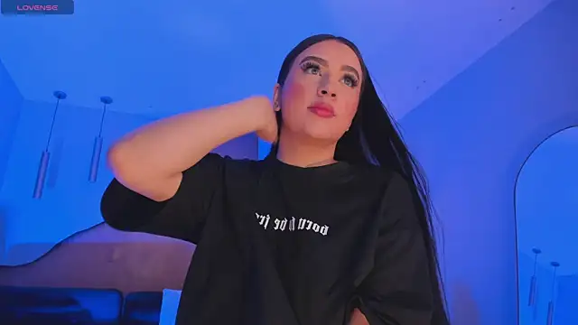 Snapshot of LindseyMoss chatting on 1, 2, 2025 LindseyMoss online show from 1, 2, 2025