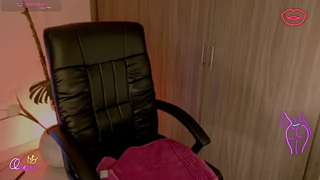 LindseyMoss online show from 14, 4, 2026