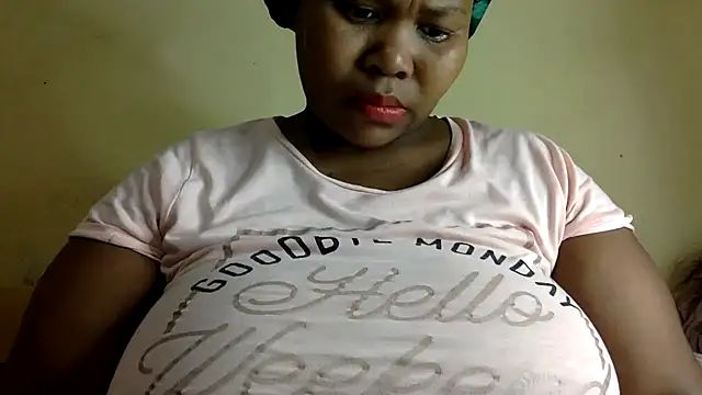 Real1SweetQueen online show from 12, 2, 2025