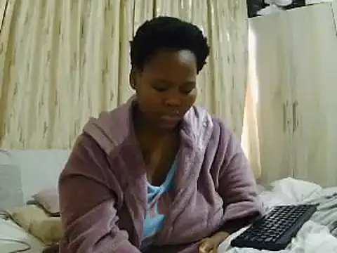 Snapshot of Real1SweetQueen chatting on 21, 5, 2026 Real1SweetQueen online show from 21, 5, 2026