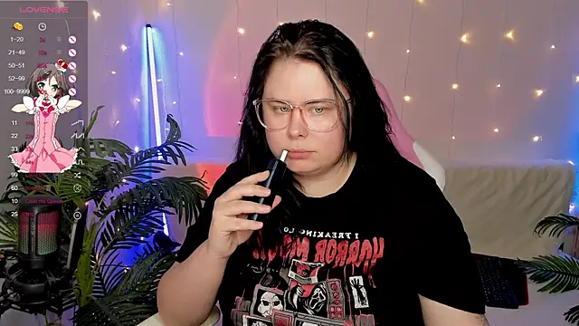 Snapshot of Akemi_BBW chatting on 8, 12, 2024 Akemi BBW online show from 8, 12, 2024