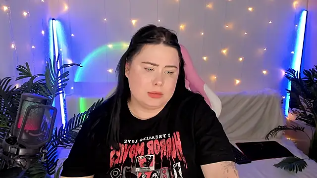 Snapshot of Akemi_BBW chatting on 26, 12, 2024 Akemi BBW online show from 26, 12, 2024