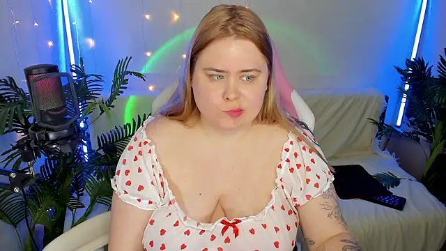 Snapshot of Akemi_BBW chatting on 24, 1, 2025 Akemi BBW online show from 24, 1, 2025