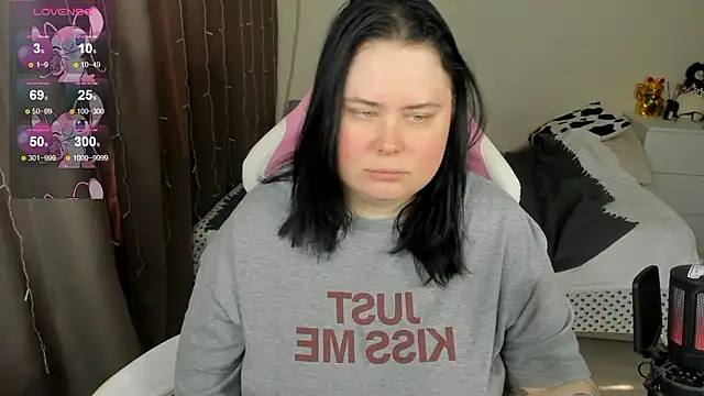 Akemi BBW online show from 25, 3, 2026