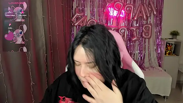 Akemi BBW online show from 16, 4, 2026