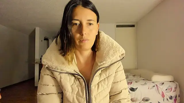 Snapshot of zoe_jeane_beker chatting on 30, 12, 2024 zoe jeane beker online show from 30, 12, 2024