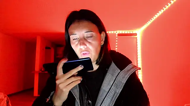 Snapshot of zoe_jeane_beker chatting on 20, 2, 2025 zoe jeane beker online show from 20, 2, 2025