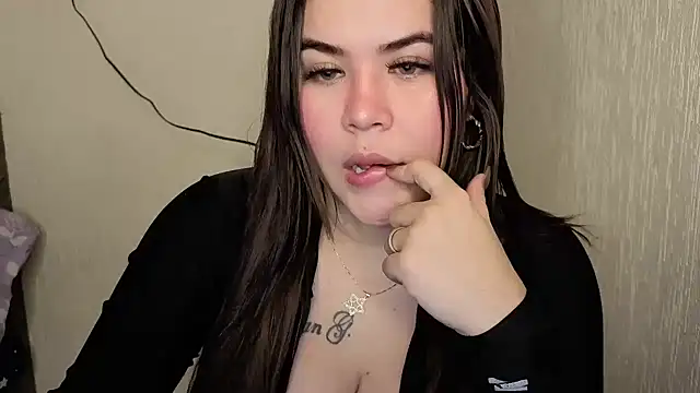Snapshot of zoe_adhara chatting on 4, 5, 2026 zoe adhara online show from 4, 5, 2026