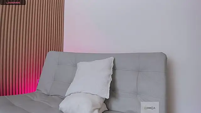 susan  hills online show from 10, 3, 2025