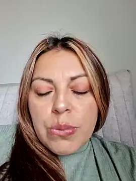 Snapshot of seherlatin chatting on 29, 6, 2026 seherlatin online show from 29, 6, 2026