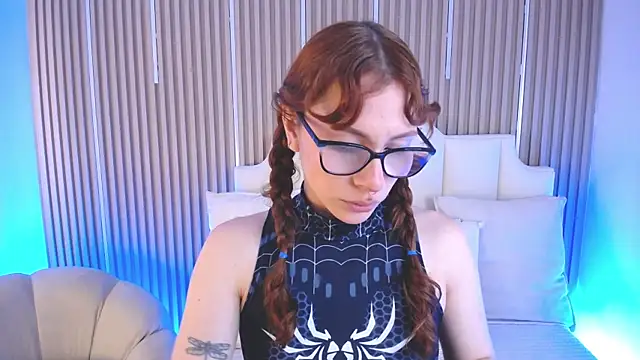 Snapshot of Katy_Van chatting on 26, 6, 2026 Katy Van online show from 26, 6, 2026
