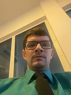 Snapshot of Juliano2289 chatting on 6, 5, 2026 Juliano2289 online show from 6, 5, 2026