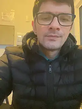 Snapshot of Juliano2289 chatting on 21, 5, 2026 Juliano2289 online show from 21, 5, 2026