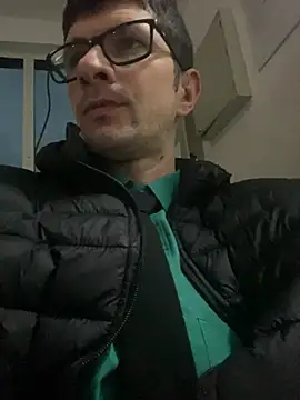 Juliano2289 online show from 2, 7, 2026