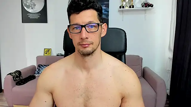 Snapshot of BrutusK08 chatting on 26, 5, 2026 BrutusK08 online show from 26, 5, 2026