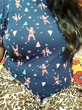 CUTE SOPHIA- online show from 13, 9, 2025