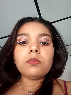 stefanie010 online show from 4, 12, 2024