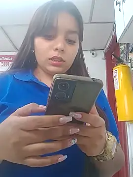 stefanie010 online show from 11, 3, 2025